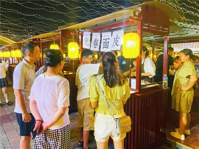 點亮夜間經濟，激發(fā)城市活力——“夜珠山·碼頭夜市”正式開市！